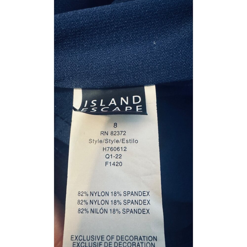 2/$30 NWT Island Escape Size 8 Waist Minimizer Navy & White Floral Tankini Top - Picture 4 of 15